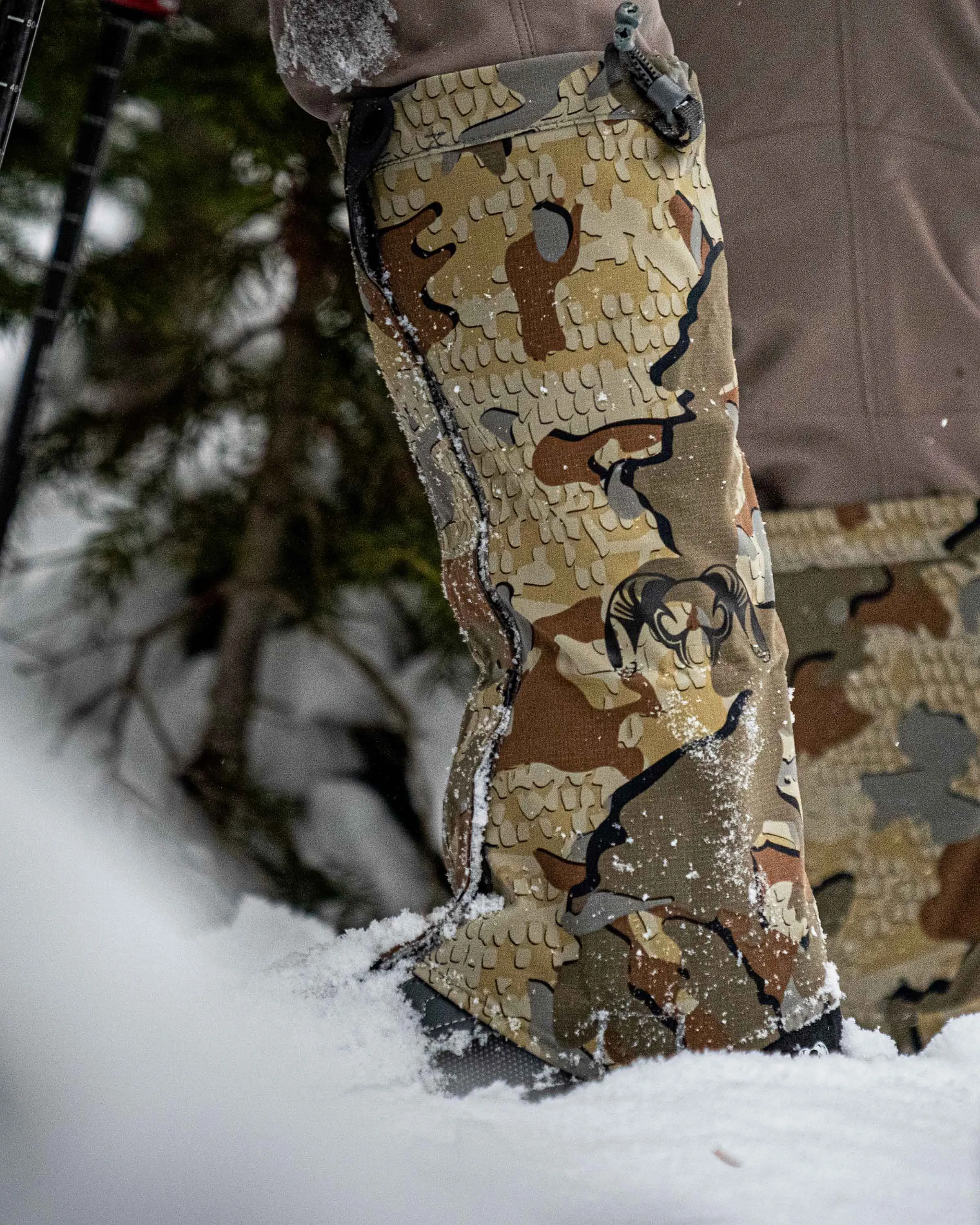 KUIU Kutana Storm Gaiter | Vias