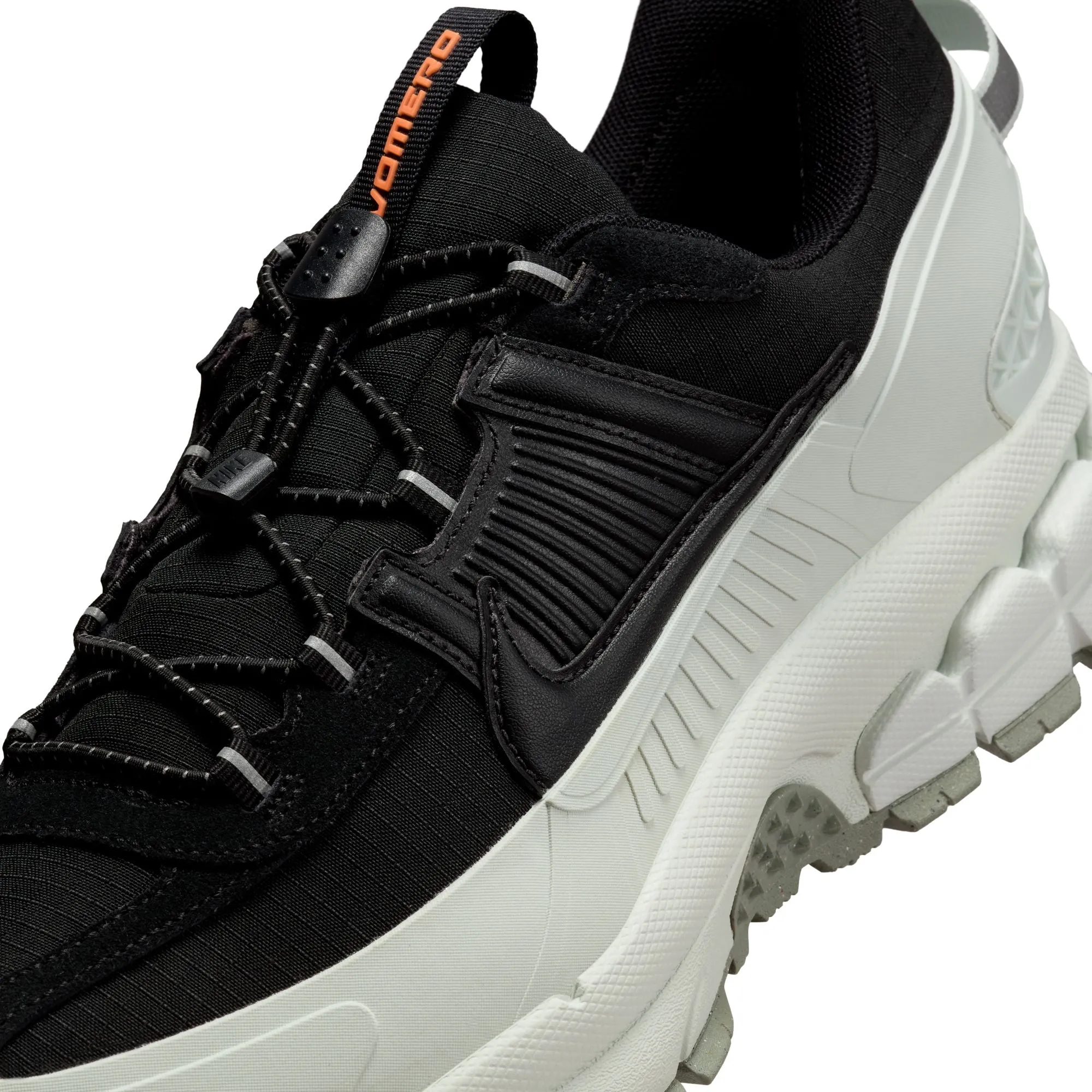 Nike Zoom Vomero Roam Men's Winterized Shoes